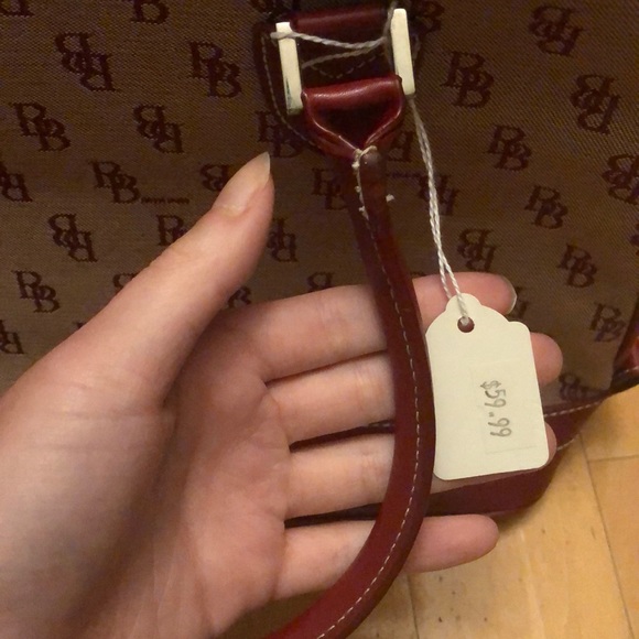 Unused burgundy and brown tote bag with strap - Picture 2 of 8